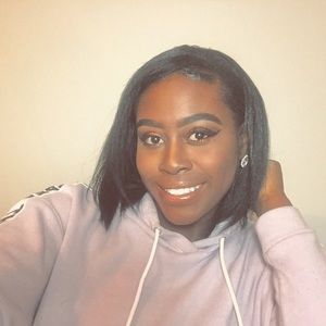 Meet your Posher, Amber